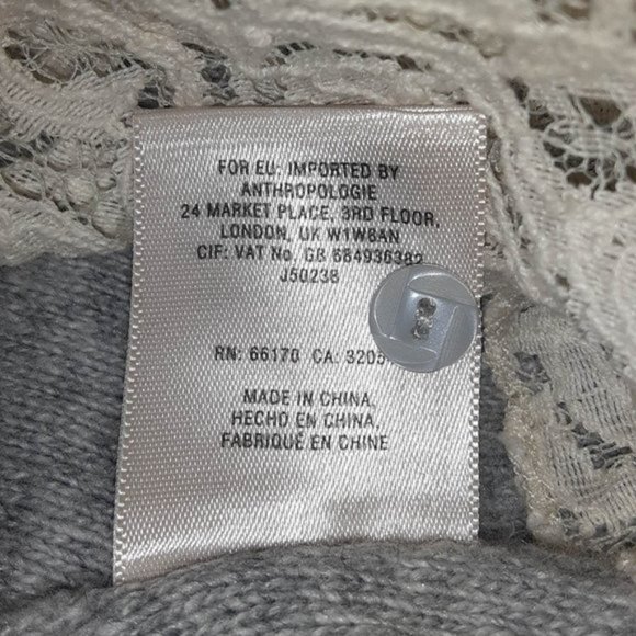 Angel of the North Light Weight Sweater Grey w/ Lace Accents Size Large - Picture 14 of 14